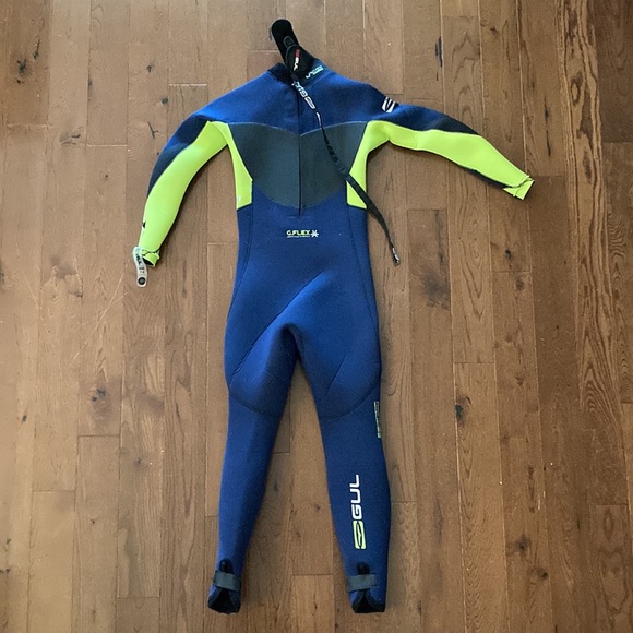 Kids full length wetsuit 5/3 mm. Size 7-8 yr. UK sizing JXS. New without tags. - Picture 2 of 7
